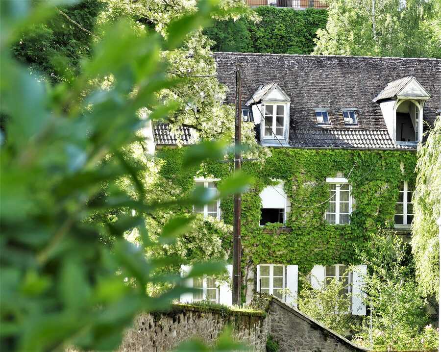 The former Castel tapestry manufacture in Aubusson